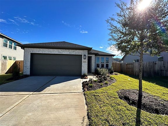 2nd image of 7839 Wyndham Harbor Ct