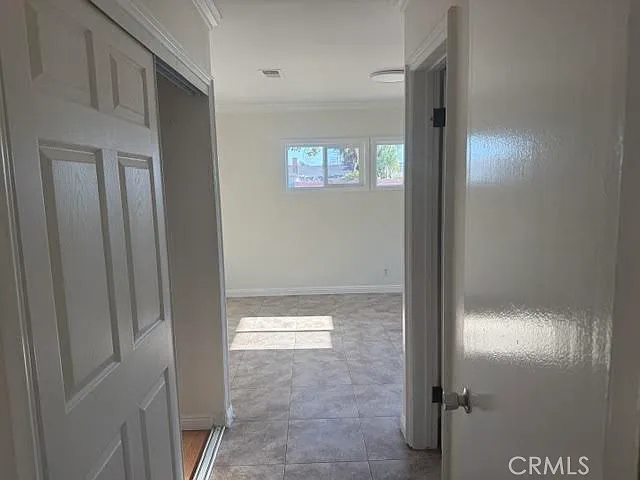 2563 W Crescent Ave — Photo 19