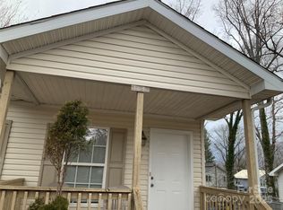 7 Chapel Park Pl, Asheville, NC 28803