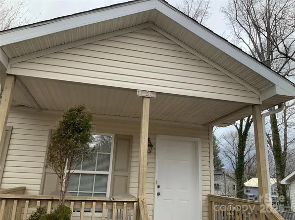 7 Chapel Park Pl, Asheville, NC 28803