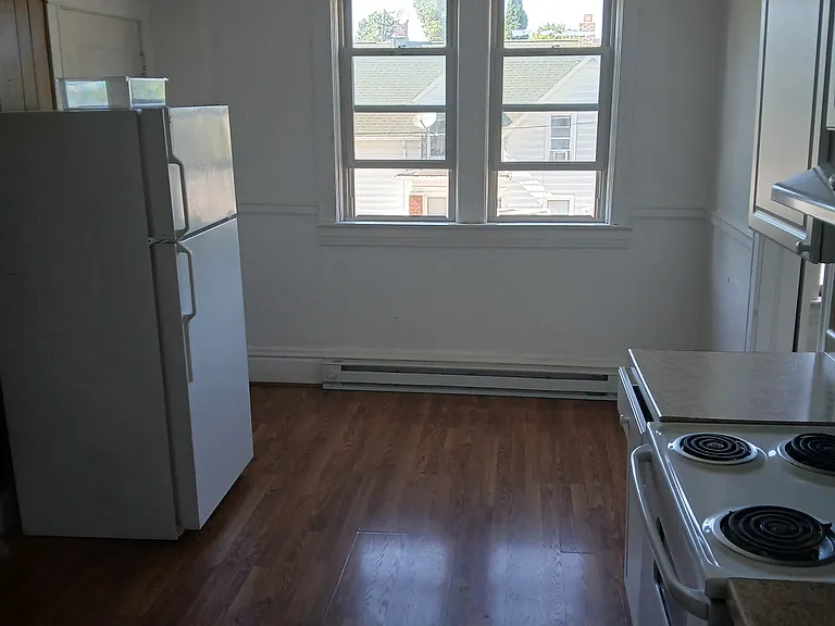 632 High St #3 — Photo 9