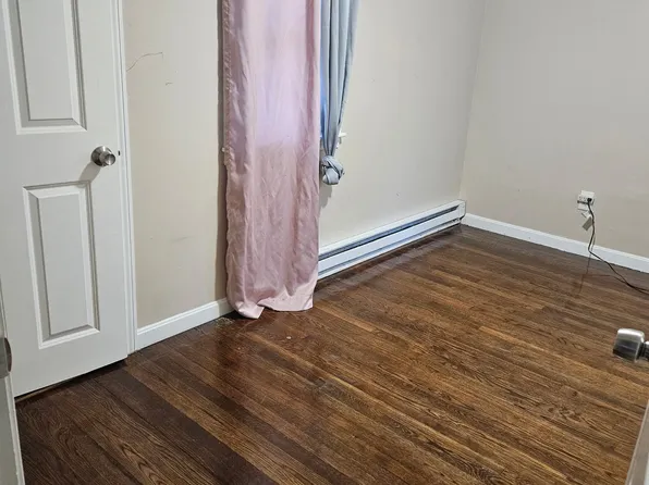 340 High St #1, Webster, MA 01570