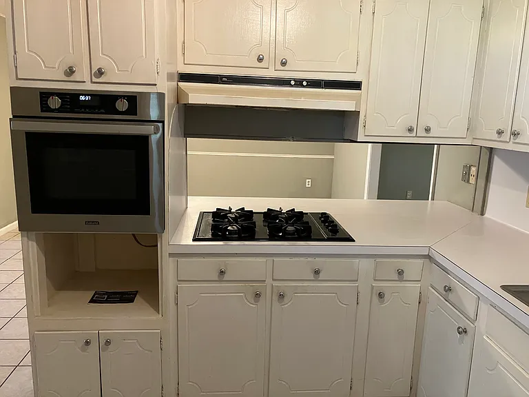 1765 Potwin Dr — Photo 6