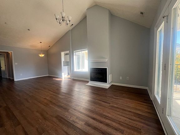 2nd image of 3392-21 Galleria Pl