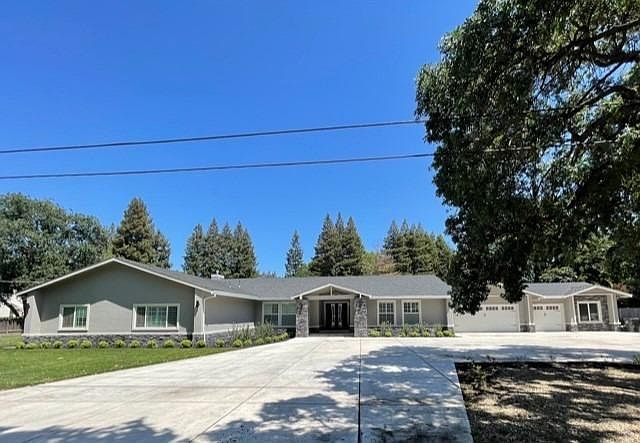 1st image of 9254 N Valley Dr