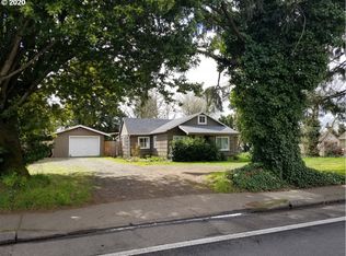 4930 Barger Dr, Eugene, OR 97402