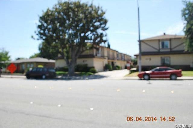 1st image of 1517 S Mayflower Ave APT B