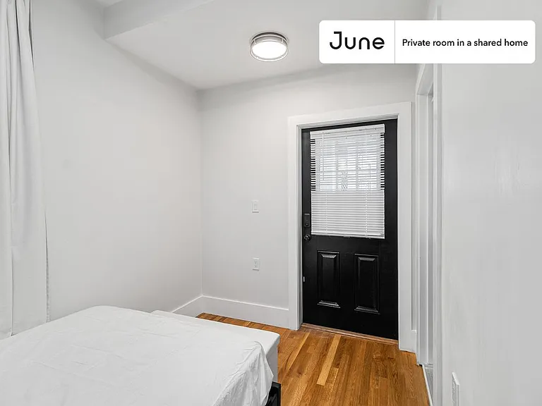 10 Walnut Park #E — Photo 2