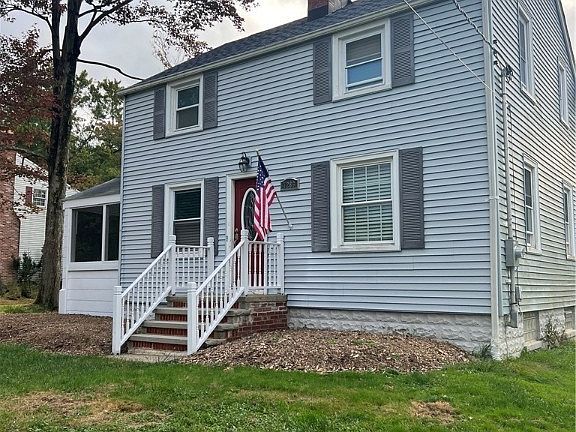 2nd image of 7286 Cricket Ln