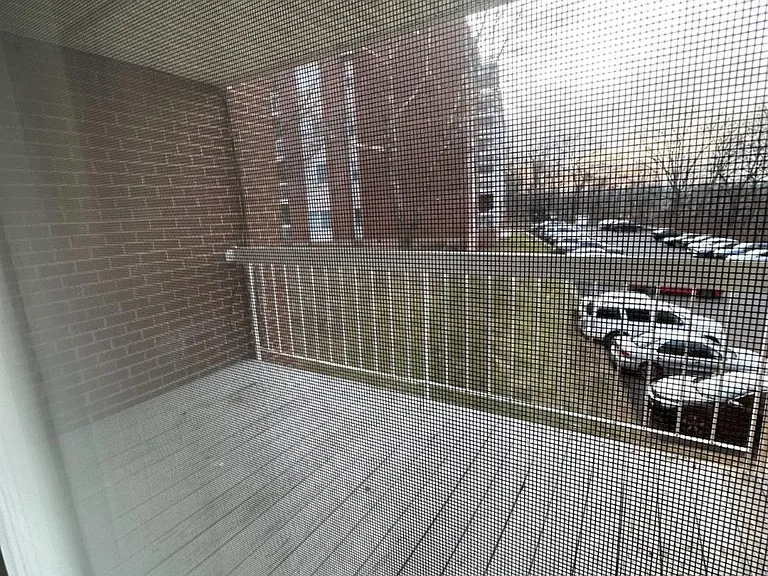 329-353 Schraffts Dr — Photo 9