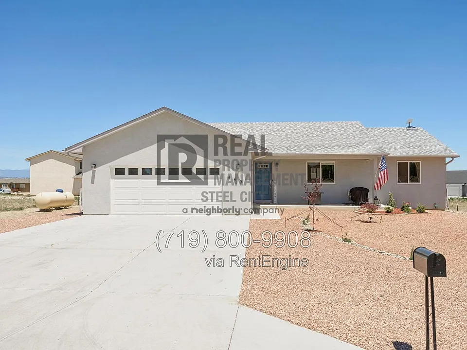449 S Laporte Dr
