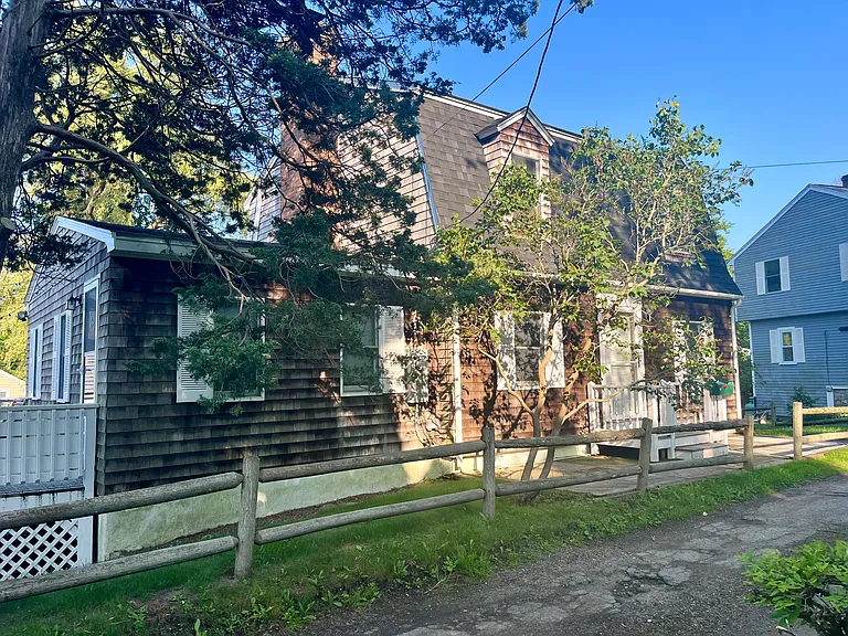 5 High Street Ct — Photo 27