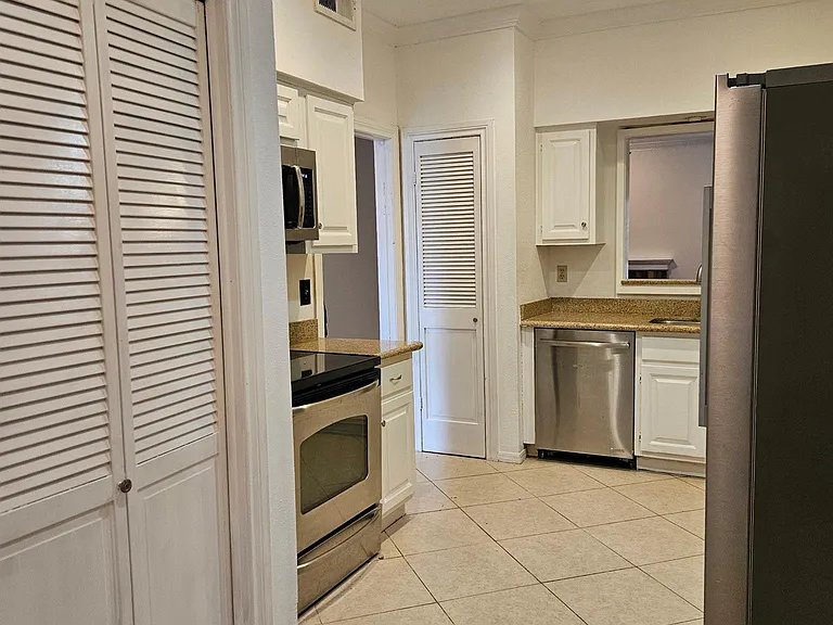 712 Augusta Dr #712 — Photo 18