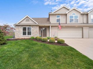 9911 Oak Trail Rd, Fort Wayne, IN 46825