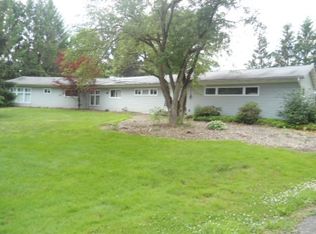 5068 Chillicothe Rd, Chagrin Falls, OH 44022