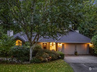 16816 35th Ave NE, Lake Forest Park, WA