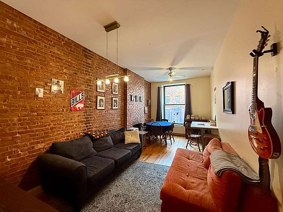 2nd image of 258 W 123rd St #2