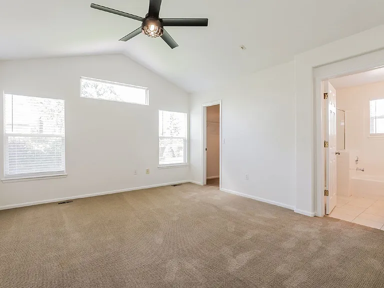 4240 Brookwood Pl — Photo 7