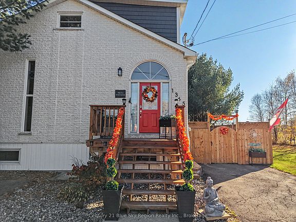 3rd image of 1365 Main St