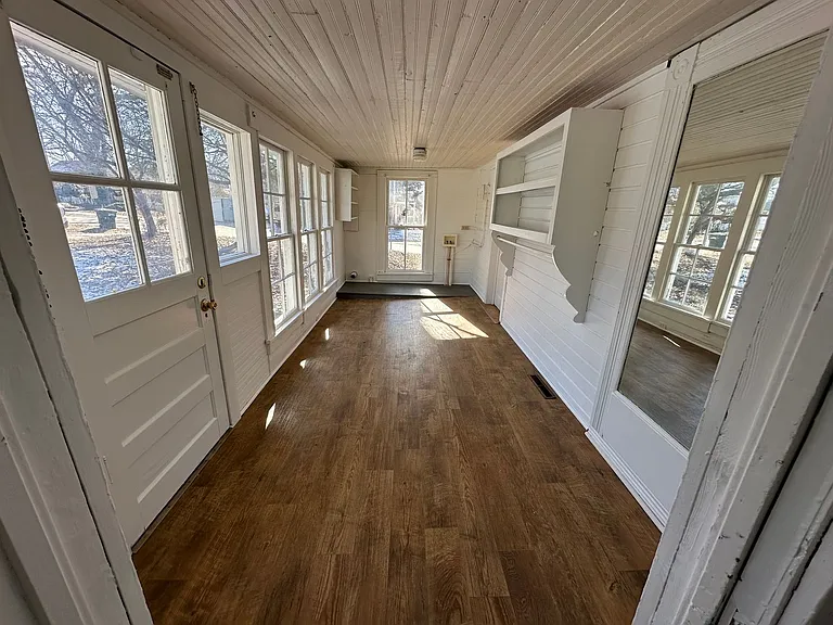 229 Wagner St — Photo 15