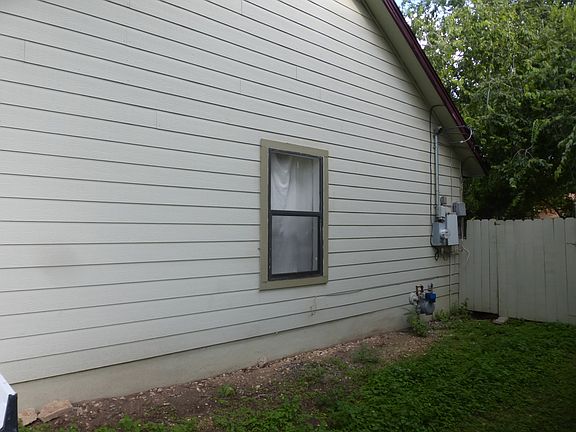 3rd image of 120 Claremont Ave