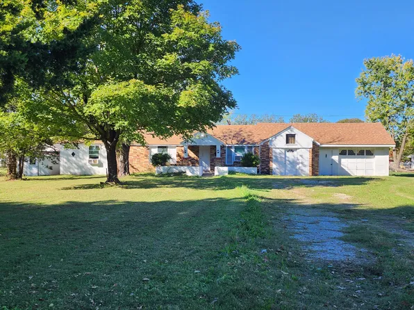 819 E Street Plz, Miami, OK 74354