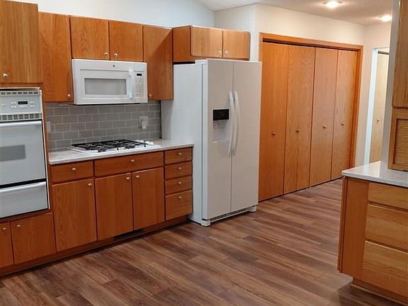 5th image of 1507 Graystone Ln