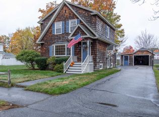 56 Grandview Ave, Auburn, ME 04210
