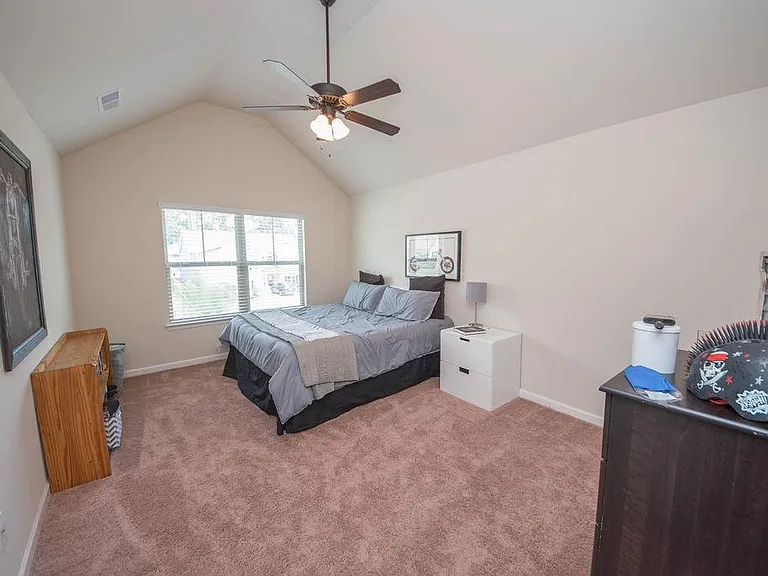 270 Savannah Dr — Photo 22