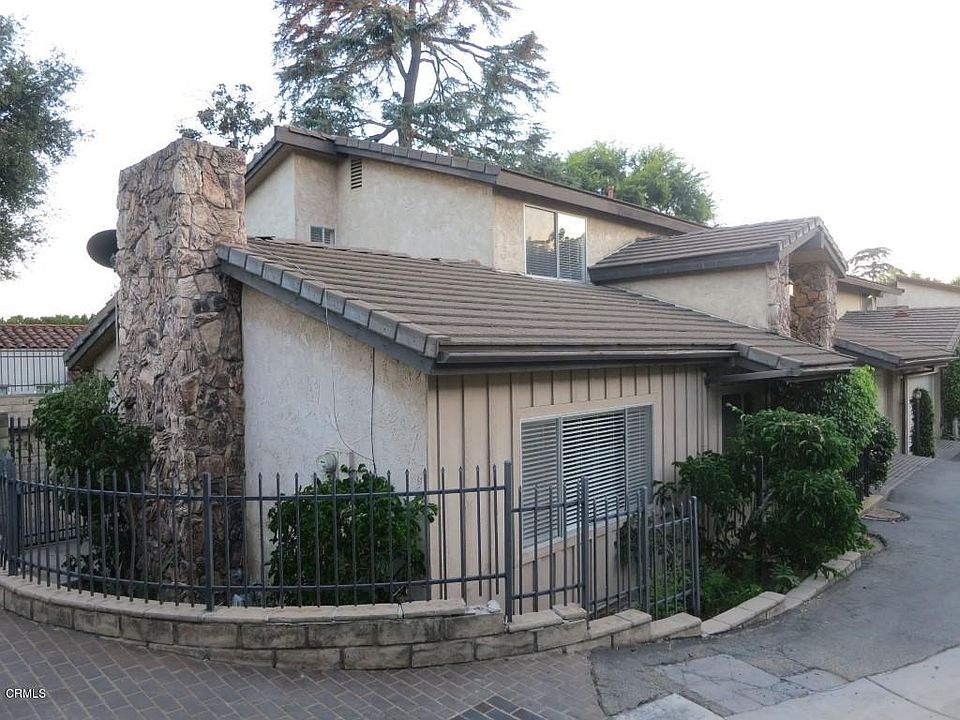 2nd image of 1396 Valley View Rd