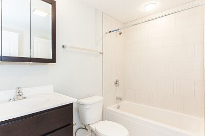 4th image of 2922-1 W Logan Blvd #2922-G