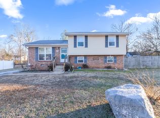 583 Pinewood Cir, Fort Oglethorpe, GA 30742