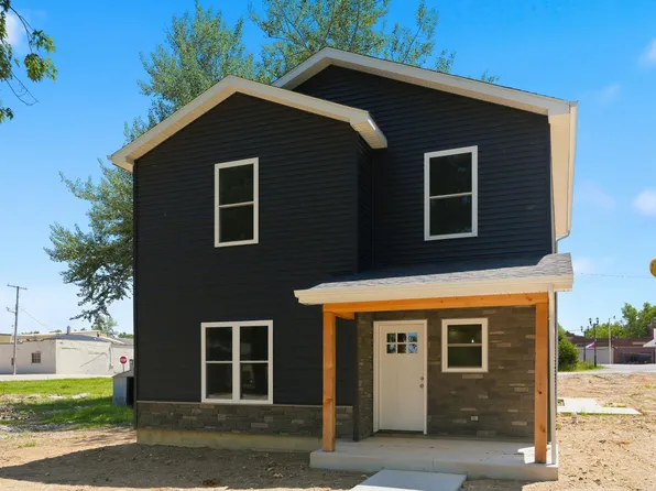 206 W Lincoln St, Ashley, IN 46705