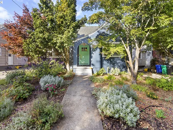 4741 NE Couch St, Portland, OR 97213