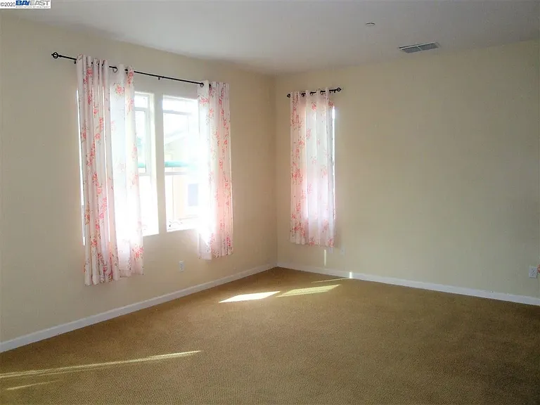 3323 Vittoria Loop — Photo 6