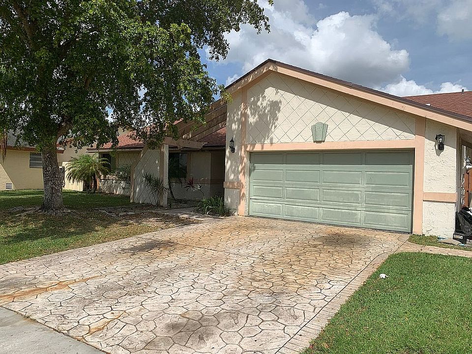 1st image of 7131 NW 45th St