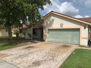 7131 NW 45th St, Lauderhill, FL 33319