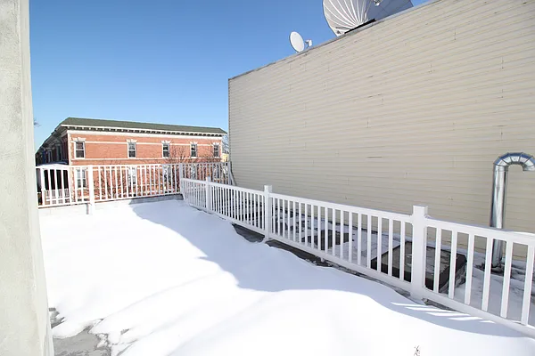 Rented by Owner | media 6