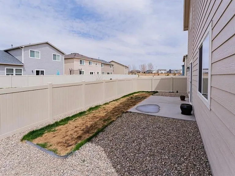 7767 Benecia Dr — Photo 43