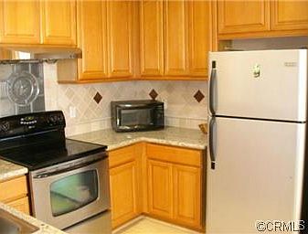 3rd image of 109 N 4th St Unit 205
