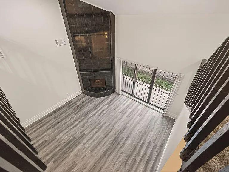 13431 Clarewood Dr — Photo 15