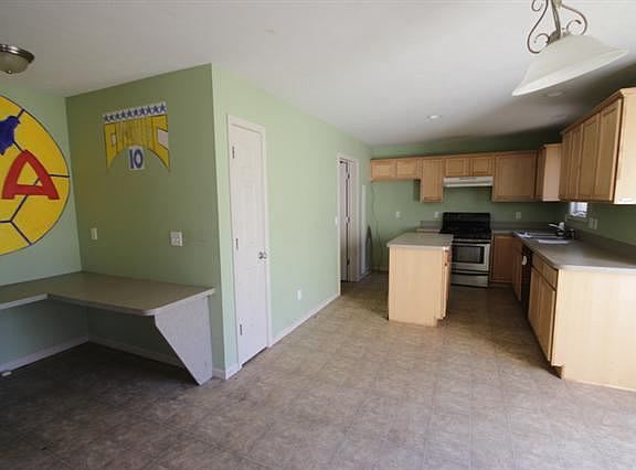 3rd image of 51709 Tall Pines Dr