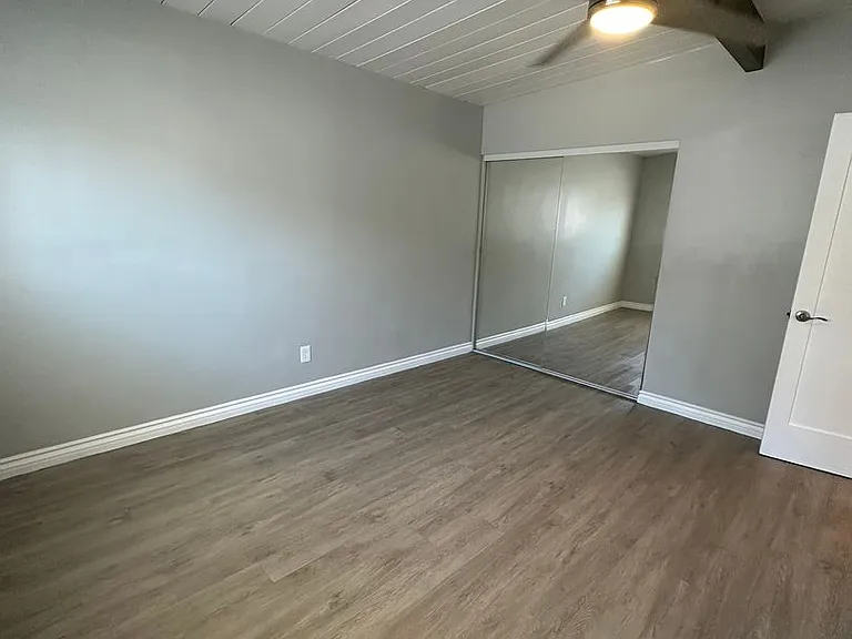 4533 Contour Blvd. — Photo 44