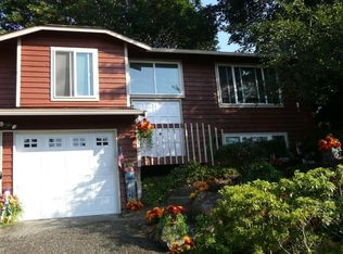 10325 NE 123rd Pl, Kirkland, WA 98034