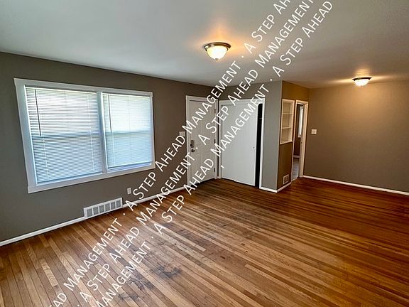 2nd image of 3329 N Dequincy St