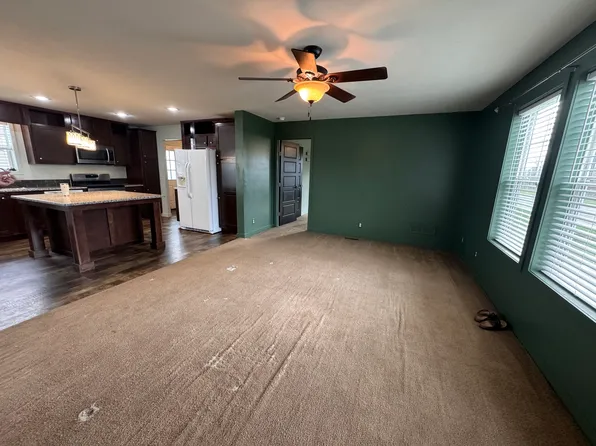 4182 Rochester #469, Jackson, MI 49201