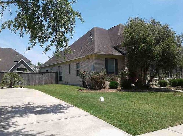 2nd image of 3306 Elm Creek Dr
