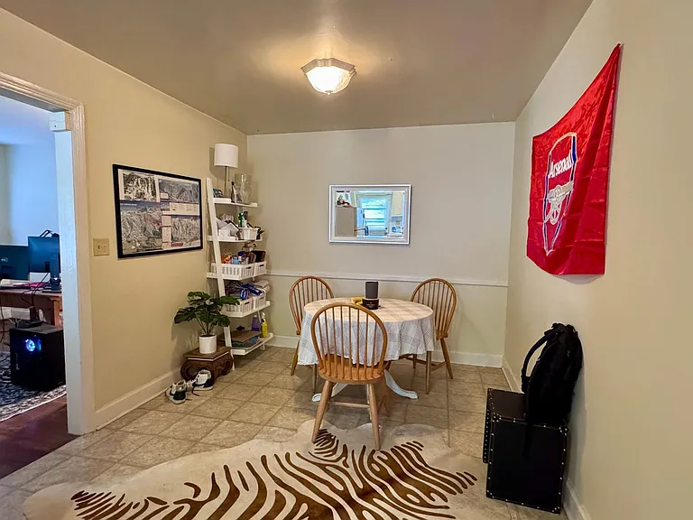 403 Smith Ave #B — Photo 9