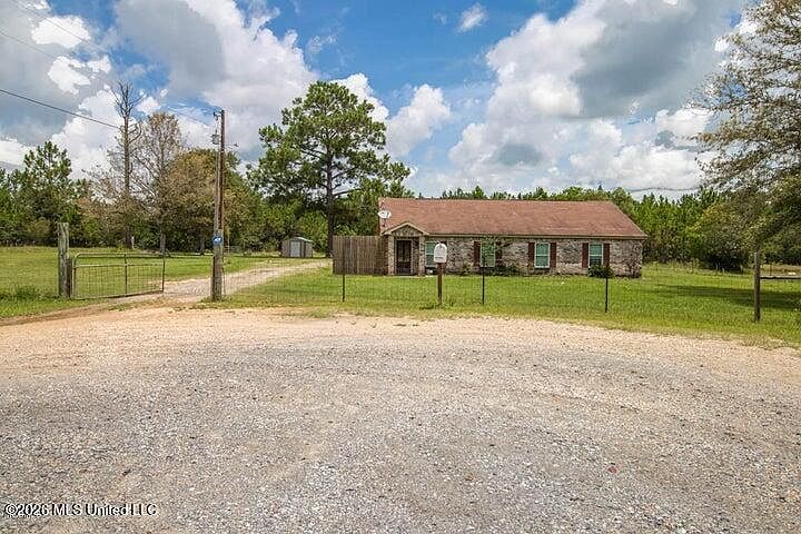 1st image of 21470 Simoneaux Ln