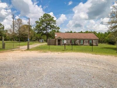 21470 Simoneaux Ln, Saucier, MS, 39574